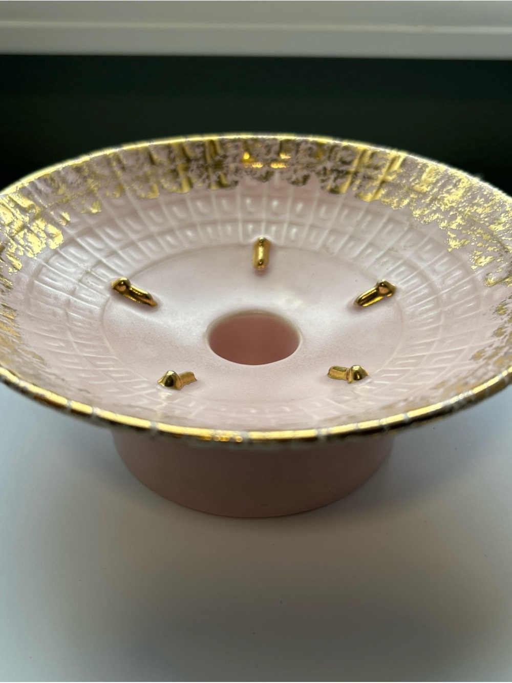 MCM Ceramic pedestal bowl candle holder pale pink Gold Sponge raised design rare